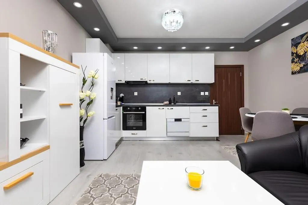 פלובדיב Comfy Apartment With Private Parking