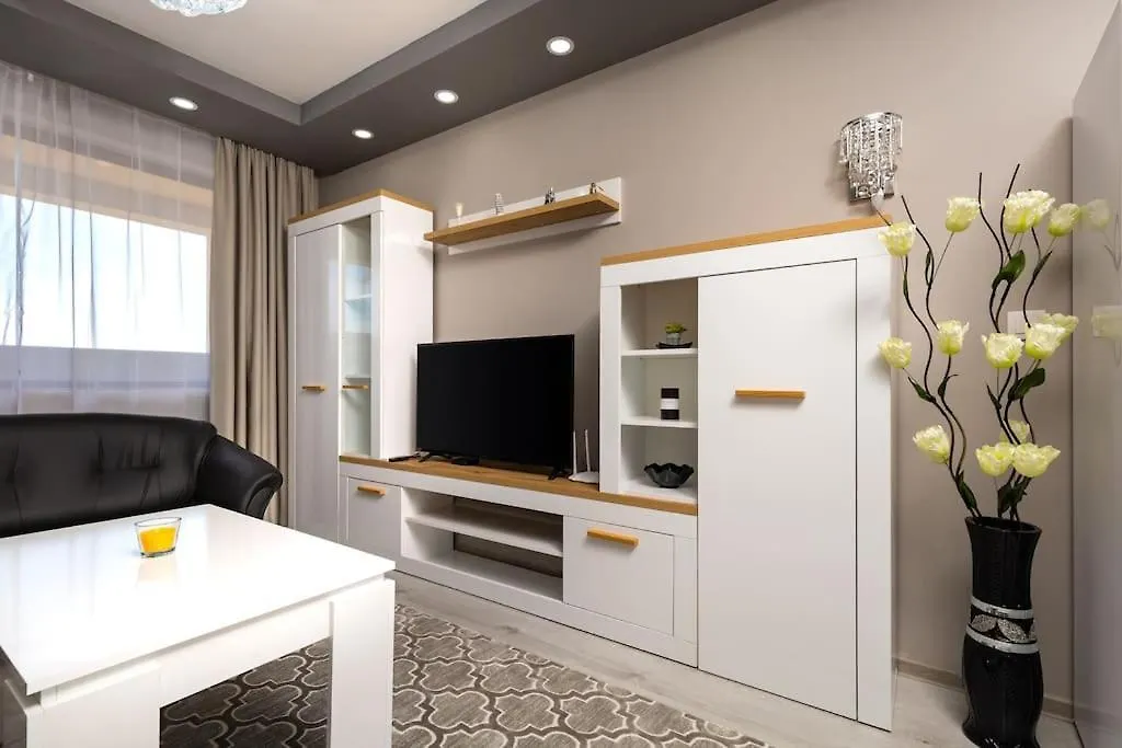 Comfy Apartment With Private Parking Пловдив